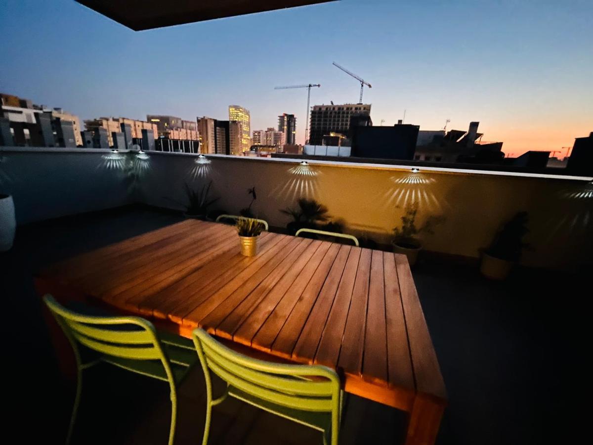 Beach & Culture Barcelona Port Forum Penthouse Apartment Sant Adria de Besos Exterior foto